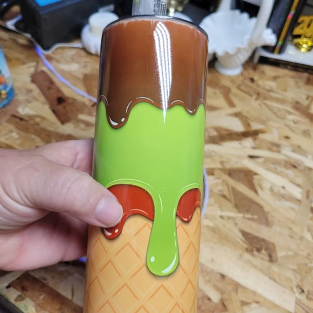 20 ounce Tumbler With Straw & Lid Keeps Drinks Hot or Cold For‎ Hours  Ice Cream